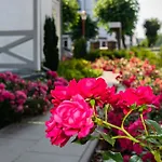 Villa Iduna Ferienwohnung No 2 - Eg Mit Balkon Nach Osten